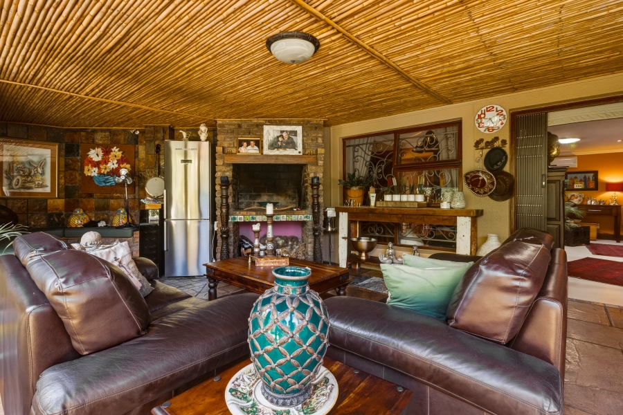 4 Bedroom Property for Sale in Strand South Western Cape